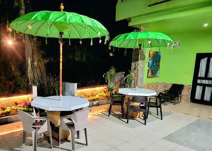 Hostel Greenview Backpacker *
